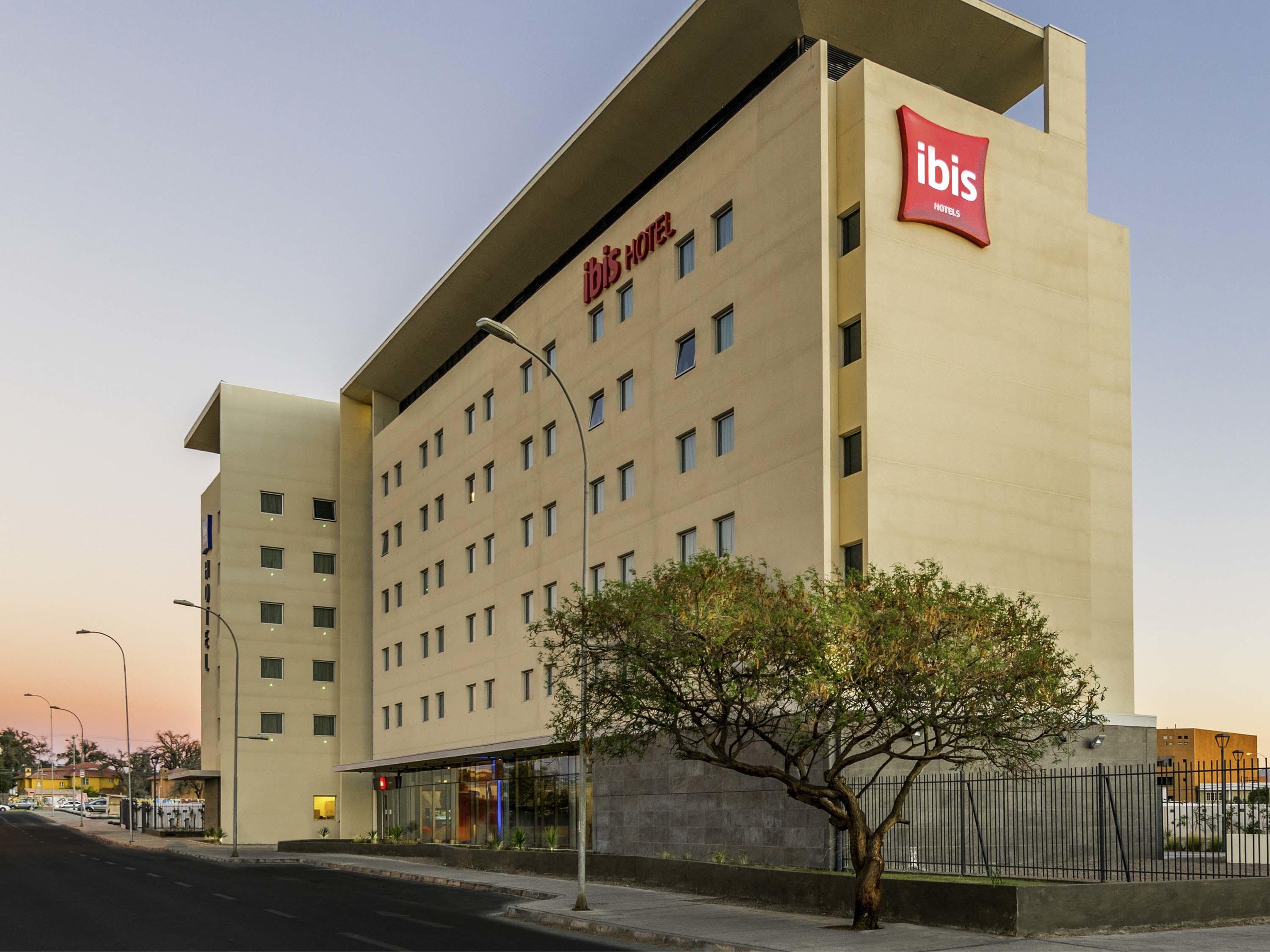 Ibis Calama Hotel Exterior photo